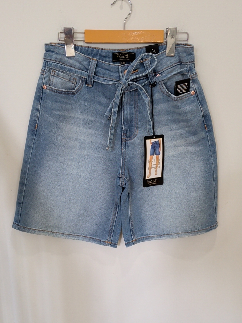 RACHEL ROY | Women's Light High-Rise Tie Waist Bermuda Denim Shorts